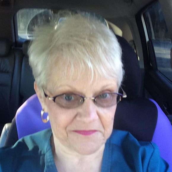 Meet your Posher, Pamela - Picture 1 of 1